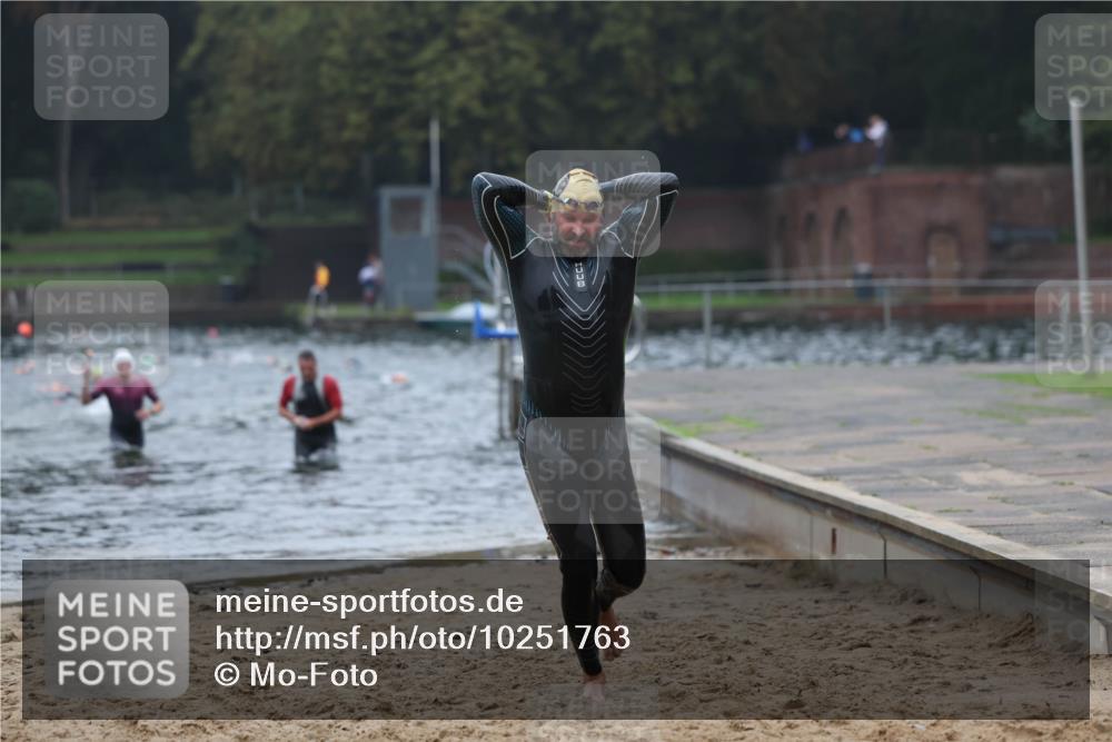 13.09.2026 - Stadtparktriathlon Mo-Foto http://msf.ph/oto/10251763 13.09.2026 08:54:11 Schwimmen 81, 89, 110, 123 meine-sportfotos.de