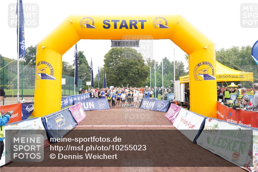 13.09.2026 - Airport Race Dennis Weichert http://msf.ph/oto/10255023 13.09.2026 09:59:25 Laufen  meine-sportfotos.de
