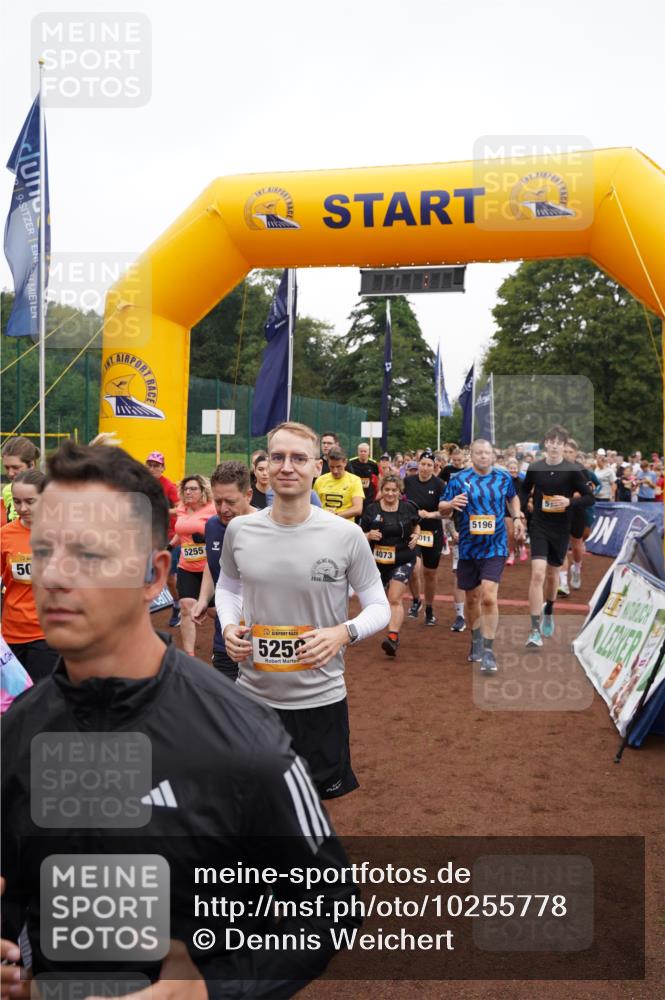 13.09.2026 - Airport Race Dennis Weichert http://msf.ph/oto/10255778 13.09.2026 10:00:54 Laufen  meine-sportfotos.de
