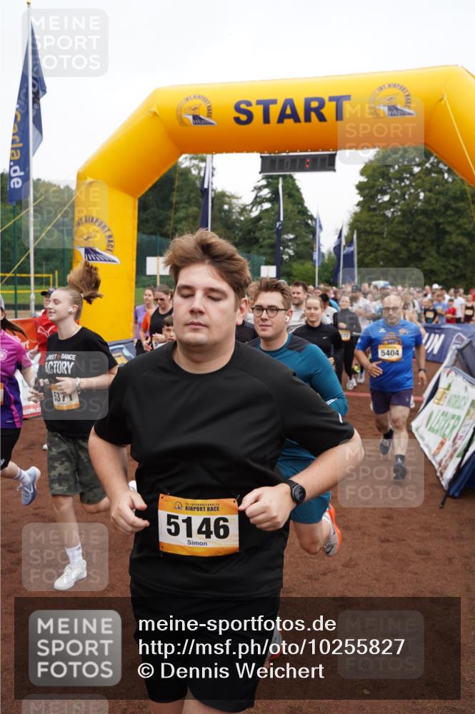 13.09.2026 - Airport Race Dennis Weichert http://msf.ph/oto/10255827 13.09.2026 10:00:58 Laufen  meine-sportfotos.de