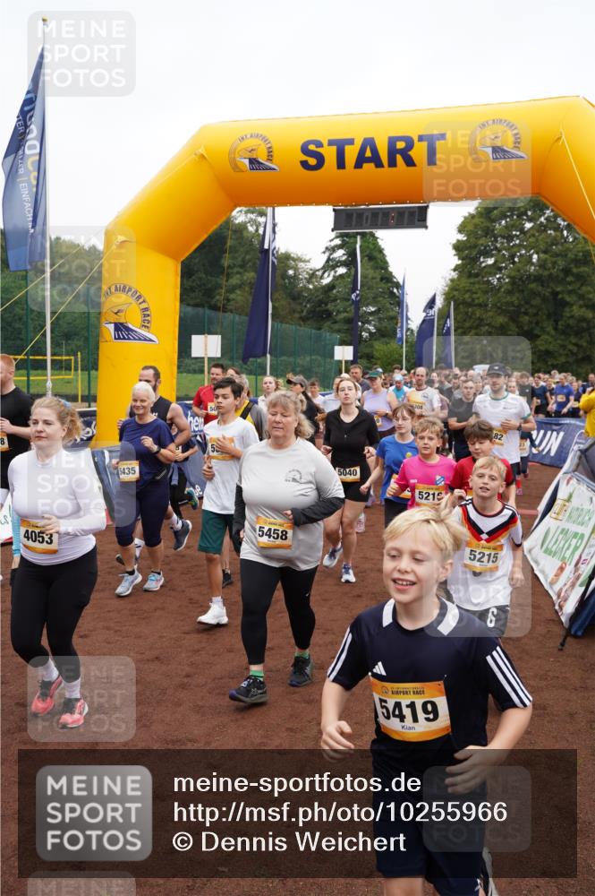 13.09.2026 - Airport Race Dennis Weichert http://msf.ph/oto/10255966 13.09.2026 10:01:08 Laufen  meine-sportfotos.de
