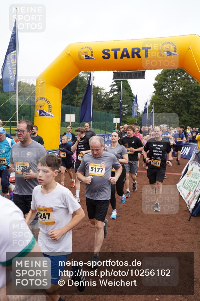 13.09.2026 - Airport Race Dennis Weichert http://msf.ph/oto/10256162 13.09.2026 10:01:14 Laufen  meine-sportfotos.de