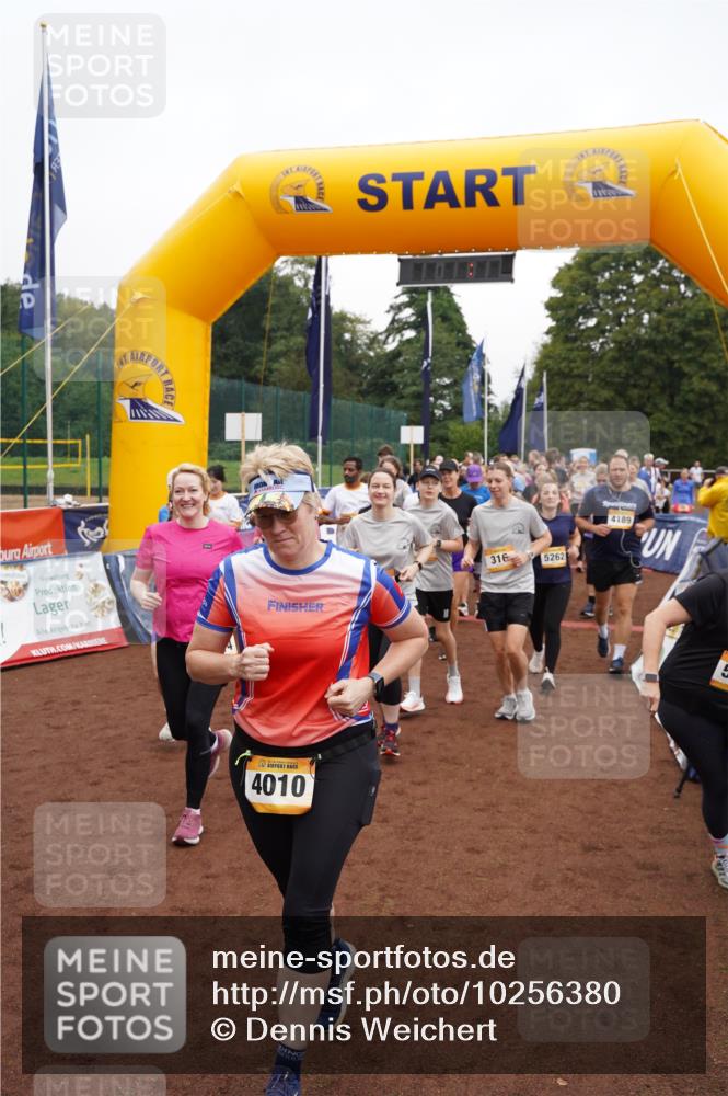 13.09.2026 - Airport Race Dennis Weichert http://msf.ph/oto/10256380 13.09.2026 10:01:23 Laufen  meine-sportfotos.de