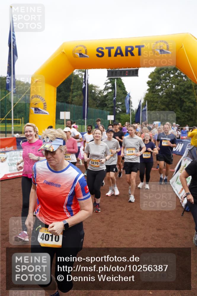 13.09.2026 - Airport Race Dennis Weichert http://msf.ph/oto/10256387 13.09.2026 10:01:23 Laufen  meine-sportfotos.de