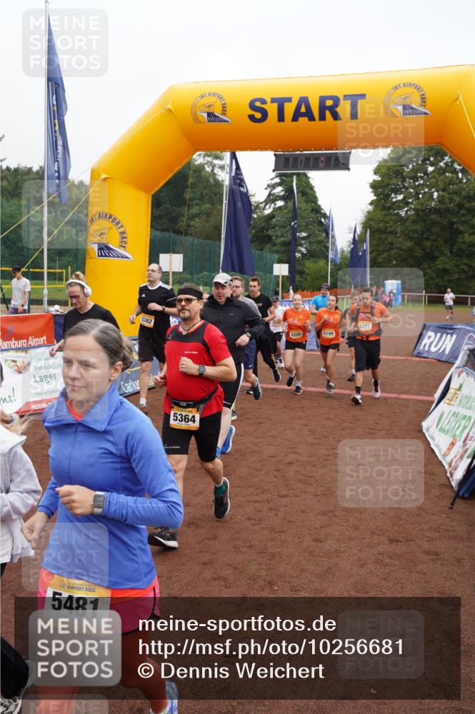 13.09.2026 - Airport Race Dennis Weichert http://msf.ph/oto/10256681 13.09.2026 10:01:38 Laufen  meine-sportfotos.de