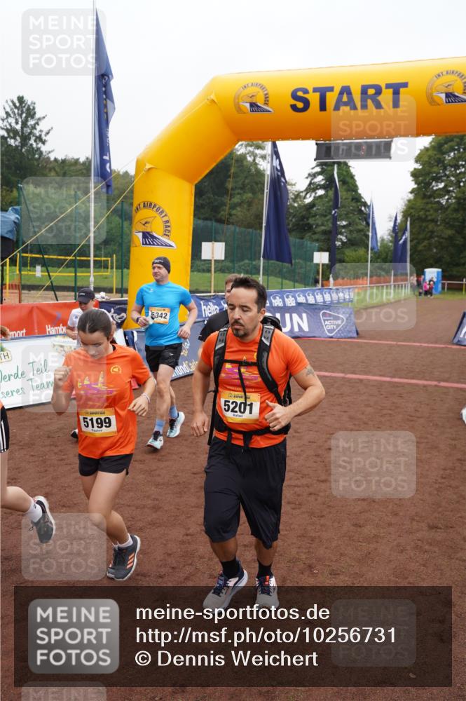 13.09.2026 - Airport Race Dennis Weichert http://msf.ph/oto/10256731 13.09.2026 10:01:41 Laufen  meine-sportfotos.de