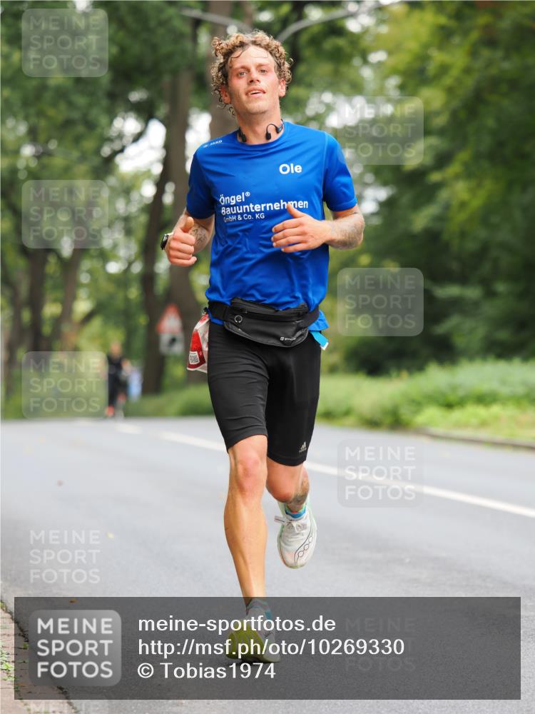 13.09.2026 - 21. swb-Marathon Bremen TobiasT http://msf.ph/oto/10269330 13.09.2026 11:32:02 Laufen  meine-sportfotos.de