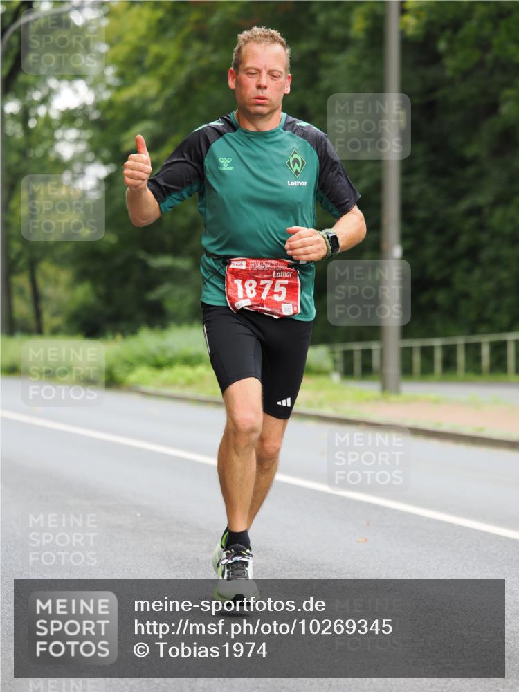 13.09.2026 - 21. swb-Marathon Bremen TobiasT http://msf.ph/oto/10269345 13.09.2026 11:33:34 Laufen 1875 meine-sportfotos.de