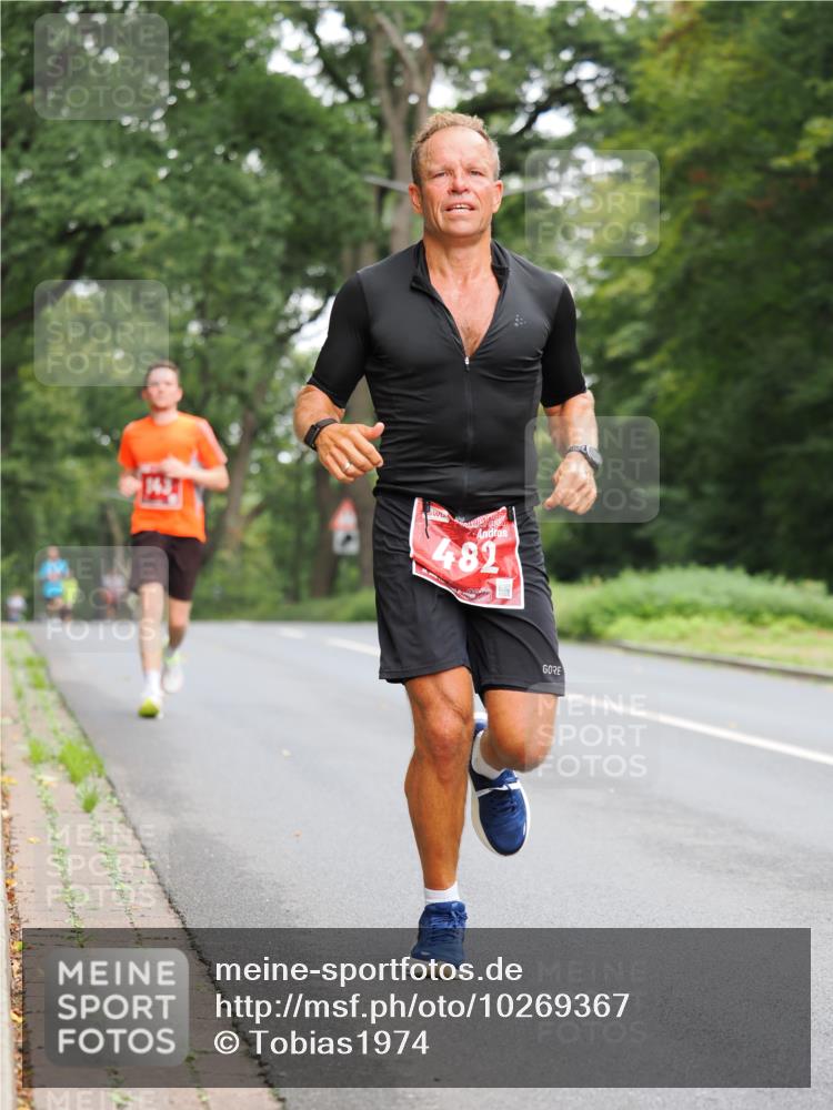 13.09.2026 - 21. swb-Marathon Bremen TobiasT http://msf.ph/oto/10269367 13.09.2026 11:35:35 Laufen 482 meine-sportfotos.de