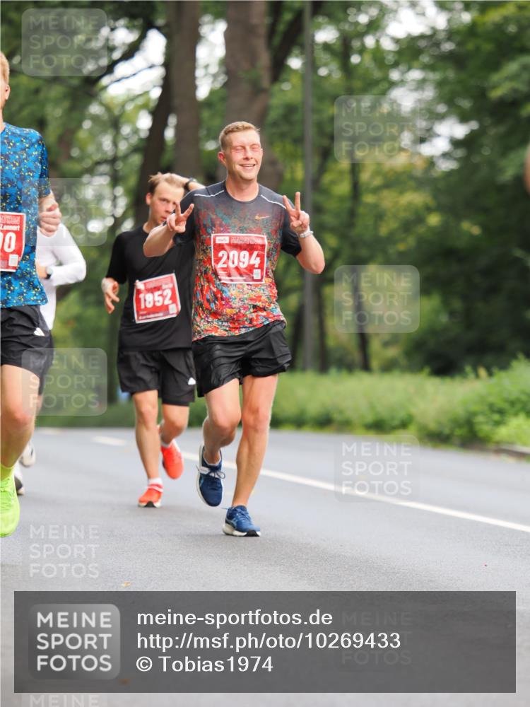 13.09.2026 - 21. swb-Marathon Bremen TobiasT http://msf.ph/oto/10269433 13.09.2026 11:38:01 Laufen 10, 1852, 2094 meine-sportfotos.de
