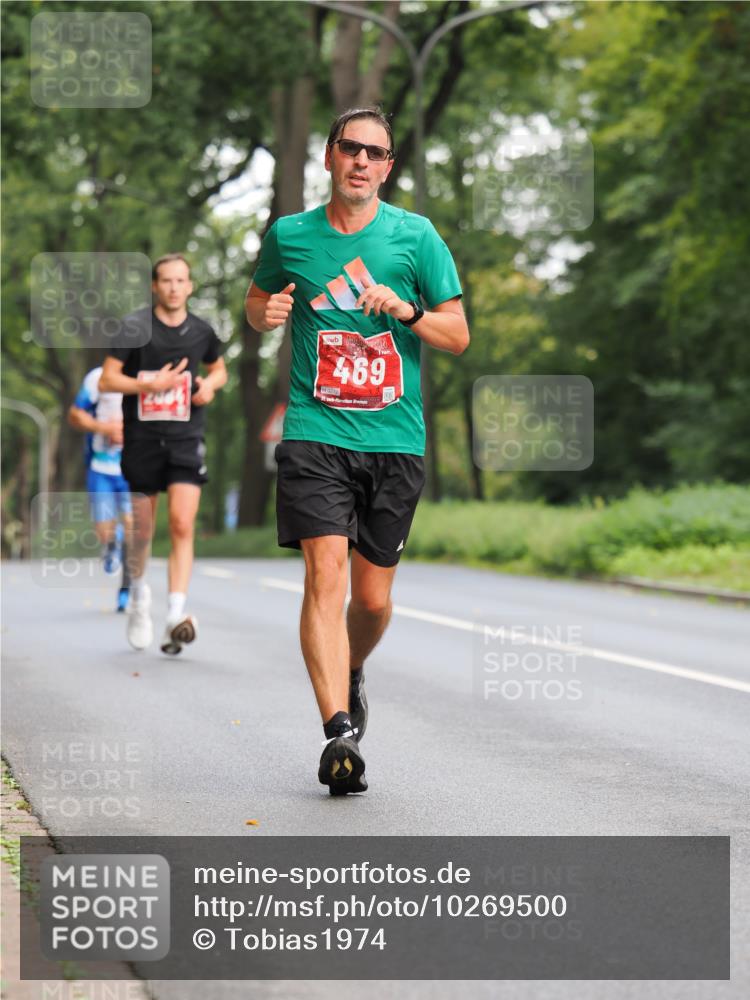 13.09.2026 - 21. swb-Marathon Bremen TobiasT http://msf.ph/oto/10269500 13.09.2026 11:38:15 Laufen 469, 21 meine-sportfotos.de