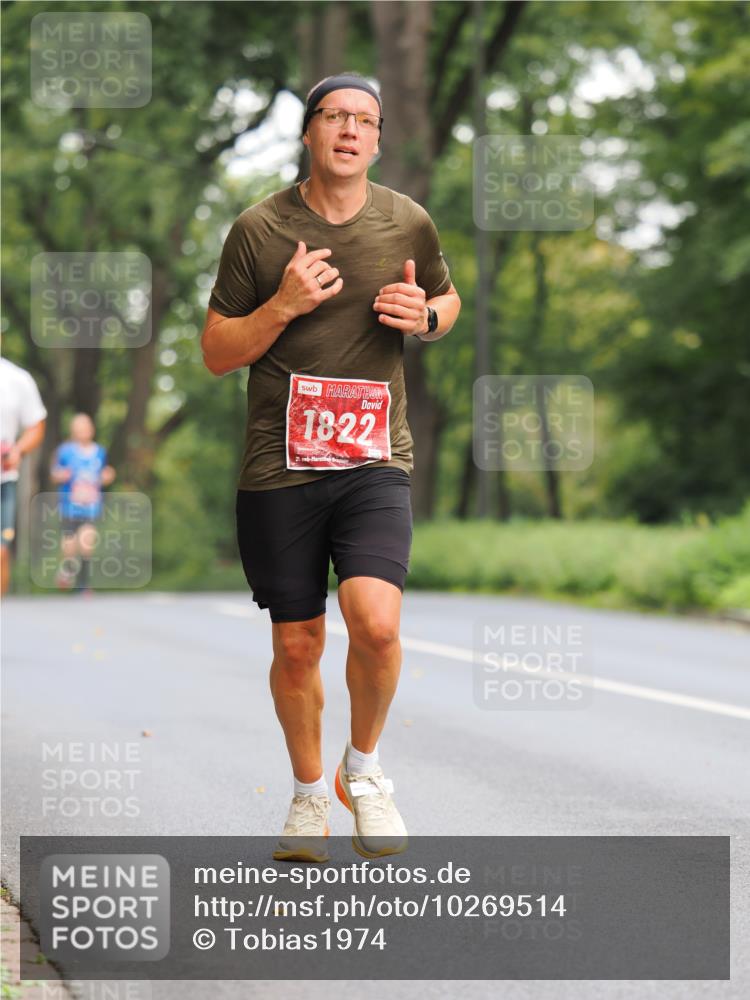 13.09.2026 - 21. swb-Marathon Bremen TobiasT http://msf.ph/oto/10269514 13.09.2026 11:38:27 Laufen 1822, 21 meine-sportfotos.de