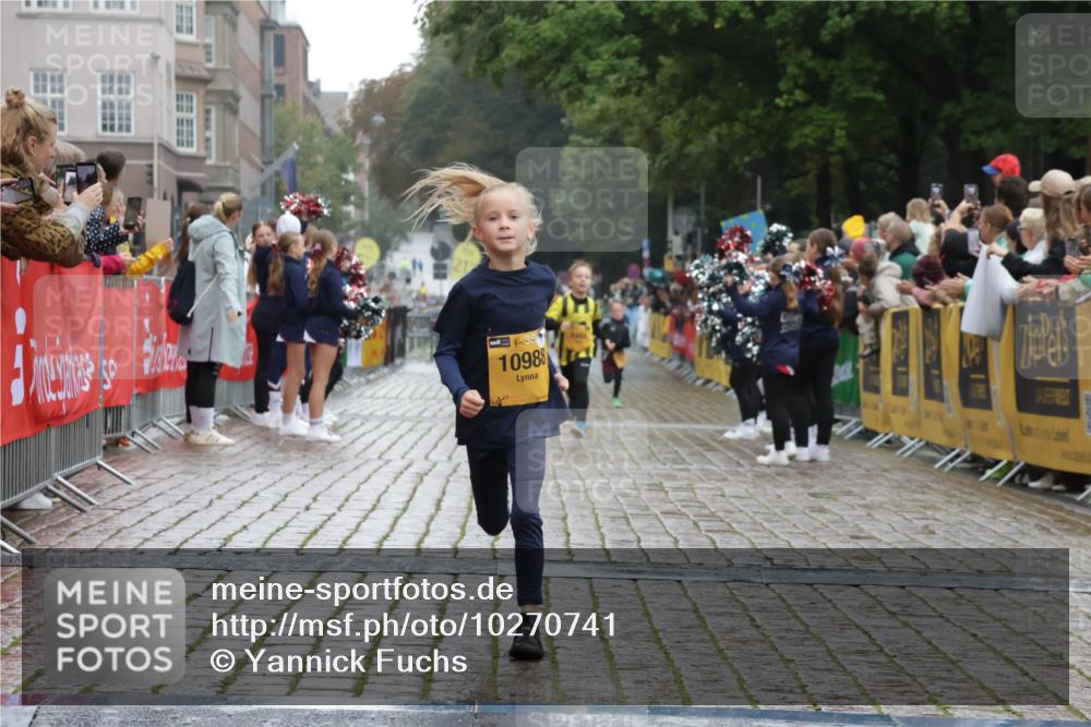 13.09.2026 - Kiel Lauf Yannick Fuchs http://msf.ph/oto/10270741 13.09.2026 08:33:13 Ziel 6073, 6484, 6698, 7959, 10988 meine-sportfotos.de