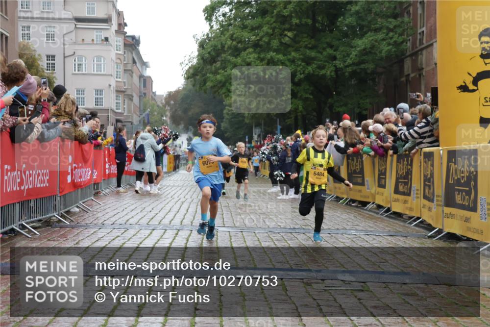 13.09.2026 - Kiel Lauf Yannick Fuchs http://msf.ph/oto/10270753 13.09.2026 08:33:17 Ziel 6073, 6484, 6698, 7959, 10988 meine-sportfotos.de
