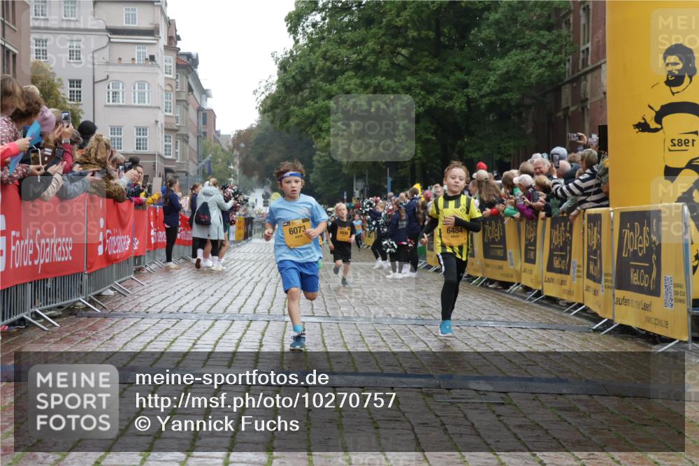 13.09.2026 - Kiel Lauf Yannick Fuchs http://msf.ph/oto/10270757 13.09.2026 08:33:17 Ziel 6073, 6484, 6698, 7959, 10988 meine-sportfotos.de