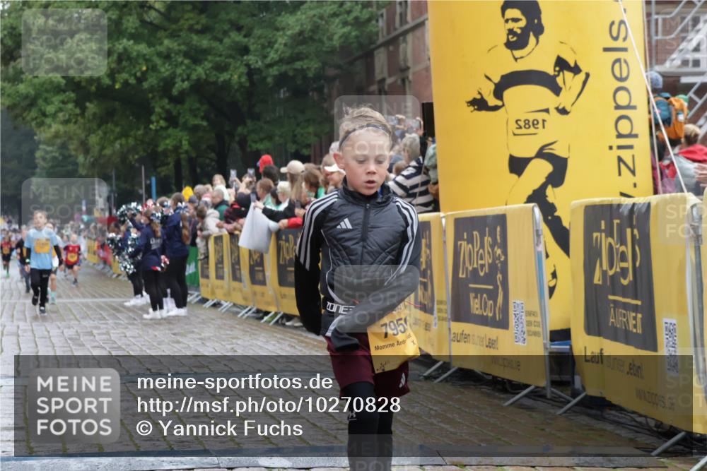 13.09.2026 - Kiel Lauf Yannick Fuchs http://msf.ph/oto/10270828 13.09.2026 08:33:23 Ziel 10988, 1711, 6073, 6484, 6698, 7959, 11404 meine-sportfotos.de