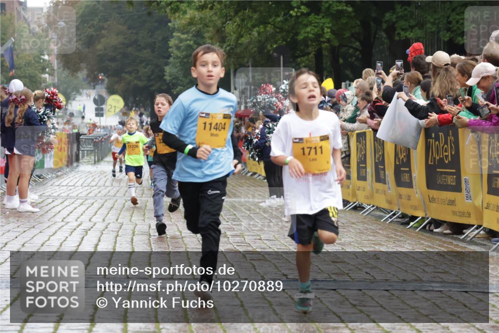13.09.2026 - Kiel Lauf Yannick Fuchs http://msf.ph/oto/10270889 13.09.2026 08:33:29 Ziel 6073, 6484, 6698, 7959, 10988, 743, 1711, 3220, 8602, 8654, 8840, 11404 meine-sportfotos.de