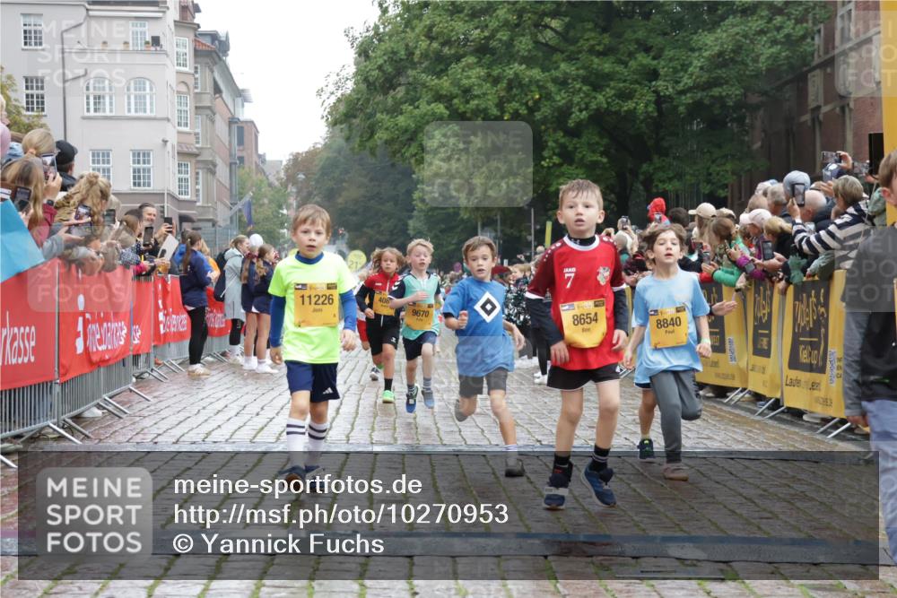 13.09.2026 - Kiel Lauf Yannick Fuchs http://msf.ph/oto/10270953 13.09.2026 08:33:36 Ziel 1711, 6073, 6484, 6698, 7959, 11404, 10988, 743, 2477, 3220, 4080, 8602, 8654, 8840, 9418, 9670, 11008, 11226 meine-sportfotos.de