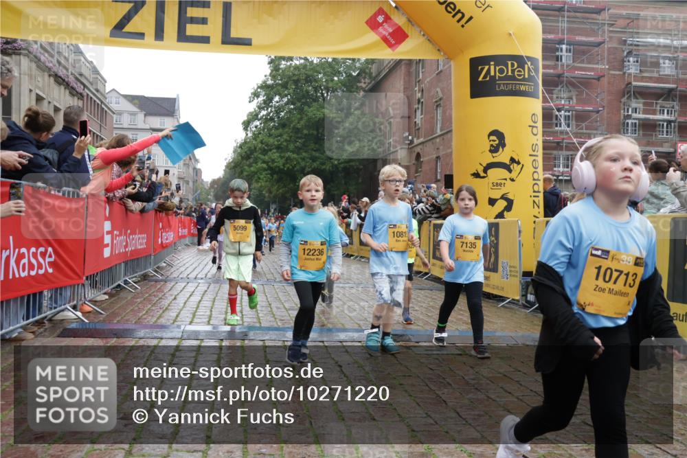 13.09.2026 - Kiel Lauf Yannick Fuchs http://msf.ph/oto/10271220 13.09.2026 08:34:07 Ziel 1058, 1103, 1295, 1924, 2140, 2851, 4146, 4839, 5324, 6351, 6453, 7041, 7567, 8179, 8478, 9211, 10121, 10172, 11365, 11572, 11664, 743, 1711, 2477, 3220, 4080, 6698, 7959, 8602, 8654, 8840, 9418, 9670, 11008, 11226, 11404, 138, 657, 720, 2740, 2769, 3023, 3118, 3277, 4016, 4417, 4796, 5099, 7042, 7135, 8226, 8333, 8930, 9047, 9945, 10158, 10446, 10713, 10815, 12100, 12236, 12525, 6073, 6484, 6698, 7959, 10988 meine-sportfotos.de