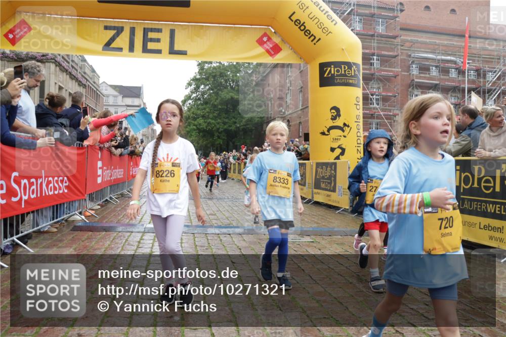 13.09.2026 - Kiel Lauf Yannick Fuchs http://msf.ph/oto/10271321 13.09.2026 08:34:12 Ziel 657, 1058, 1103, 1924, 2140, 2769, 2851, 4146, 4796, 4839, 5324, 6453, 7135, 7567, 8179, 8478, 9211, 9945, 10121, 10713, 10815, 11365, 11572, 12236, 743, 1058, 1295, 1711, 2477, 3220, 4080, 6351, 7041, 8602, 8654, 8840, 9418, 9670, 10172, 11008, 11226, 11404, 11664, 126, 138, 720, 1623, 1624, 2612, 2740, 3023, 3118, 3277, 3380, 4016, 4417, 4584, 5099, 6111, 7042, 8226, 8333, 8930, 9047, 10158, 10446, 12100, 12525, 6698, 7959 meine-sportfotos.de