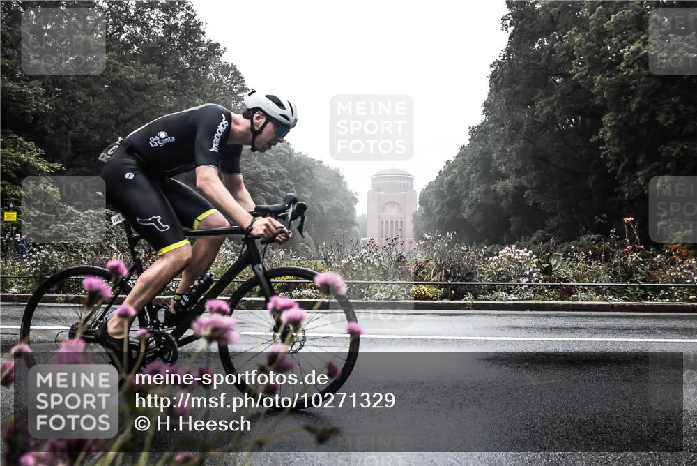 13.09.2026 - Stadtparktriathlon H.Heesch http://msf.ph/oto/10271329 13.09.2026 08:57:44 Radfahren 103 meine-sportfotos.de