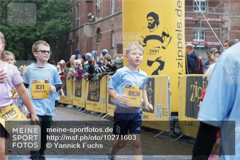 13.09.2026 - Kiel Lauf Yannick Fuchs http://msf.ph/oto/10271603 13.09.2026 08:34:28 Ziel 126, 138, 720, 1623, 1624, 2612, 2740, 3023, 3118, 3277, 3380, 4016, 4417, 4584, 5099, 6111, 7042, 7408, 8226, 8333, 8423, 8930, 8983, 9047, 10106, 10158, 10180, 10381, 10446, 10923, 12100, 12525, 657, 1058, 1103, 1295, 1924, 2140, 2477, 2769, 2851, 4146, 4417, 4796, 4839, 5099, 5324, 6351, 6453, 7041, 7135, 7567, 8179, 8478, 9211, 9945, 10121, 10172, 10713, 10815, 11008, 11365, 11572, 11664, 831, 1104, 2108, 2276, 2622, 2641, 3058, 3953, 5022, 5579, 5625, 5897, 6369 meine-sportfotos.de