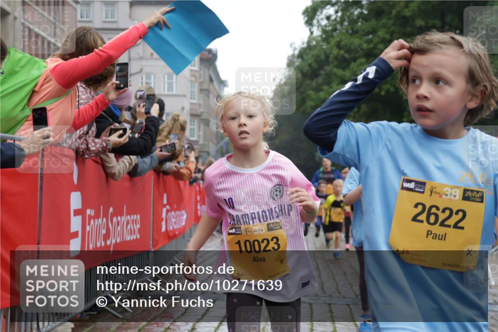 13.09.2026 - Kiel Lauf Yannick Fuchs http://msf.ph/oto/10271639 13.09.2026 08:34:30 Ziel 126, 138, 720, 1623, 1624, 2612, 2740, 3023, 3118, 3277, 3380, 4016, 4584, 6111, 7042, 7408, 7957, 8226, 8333, 8423, 8930, 8983, 9047, 10106, 10158, 10180, 10381, 10446, 10923, 12100, 12516, 657, 720, 1058, 1103, 1295, 1924, 2140, 2769, 2851, 4016, 4146, 4417, 4796, 4839, 5099, 5324, 6351, 6453, 7041, 7135, 7567, 8179, 8333, 8478, 9211, 9945, 10121, 10172, 10713, 10815, 11008, 11365, 11572, 11664, 831, 1104, 2108, 2276, 2622, 2641, 3058, 3953, 5022, 5579, 5625, 5897, 6369 meine-sportfotos.de