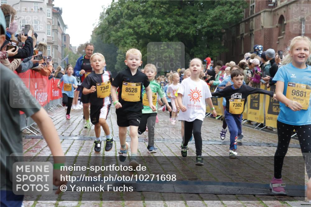 13.09.2026 - Kiel Lauf Yannick Fuchs http://msf.ph/oto/10271698 13.09.2026 08:34:33 Ziel 126, 138, 831, 1623, 1624, 2108, 2612, 3023, 3058, 3118, 3277, 3380, 3953, 4584, 5897, 6111, 7042, 7408, 7957, 8423, 8836, 8930, 8983, 9047, 9758, 9765, 10106, 10158, 10180, 10381, 10923, 12516, 657, 720, 1058, 1103, 1295, 1924, 2140, 2740, 2769, 2851, 4016, 4146, 4417, 4796, 4839, 5099, 5324, 6351, 6453, 7041, 7135, 7567, 8179, 8226, 8333, 8478, 9211, 9945, 10121, 10172, 10713, 10815, 11365, 11572, 11664, 12100, 1104, 2276, 2622, 2641, 5022, 5579, 5625, 6369 meine-sportfotos.de