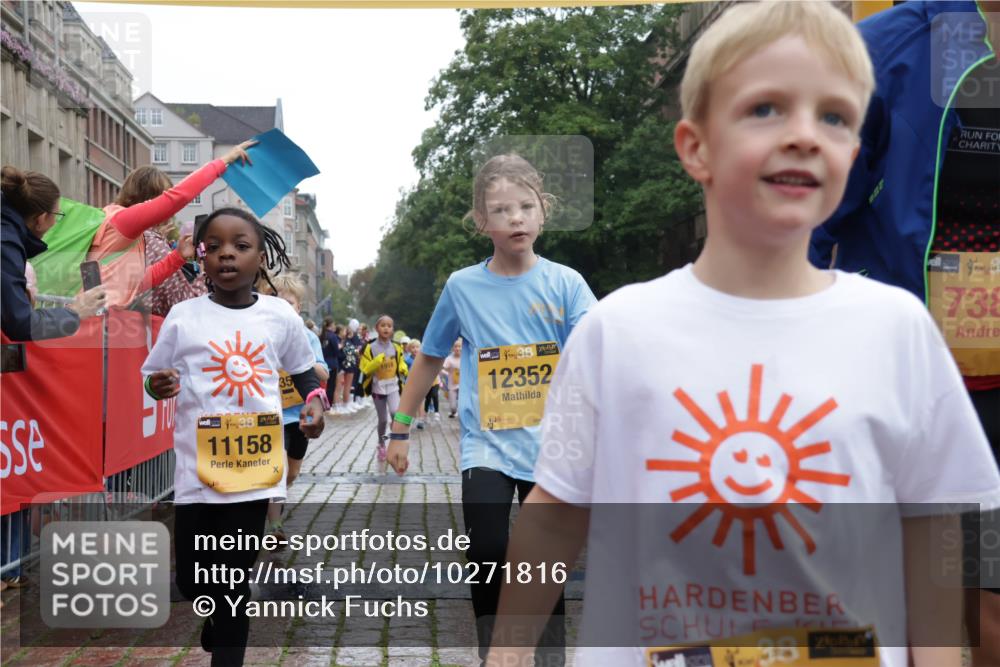 13.09.2026 - Kiel Lauf Yannick Fuchs http://msf.ph/oto/10271816 13.09.2026 08:34:38 Ziel 126, 831, 1623, 1624, 2108, 2276, 2612, 2622, 2641, 3058, 3380, 3953, 4584, 5022, 5625, 5897, 6111, 6369, 7408, 7957, 8423, 8836, 8983, 9167, 9179, 9758, 9765, 9881, 10023, 10106, 10180, 10381, 10923, 11457, 12516, 12549, 138, 657, 720, 1103, 1924, 2140, 2740, 2769, 2851, 3023, 3118, 3277, 4016, 4146, 4417, 4796, 4839, 5099, 5324, 6453, 7042, 7135, 7567, 8179, 8226, 8333, 8478, 8930, 9047, 9211, 9945, 10121, 10713, 10815, 11365, 11572, 12100, 1104, 5579 meine-sportfotos.de