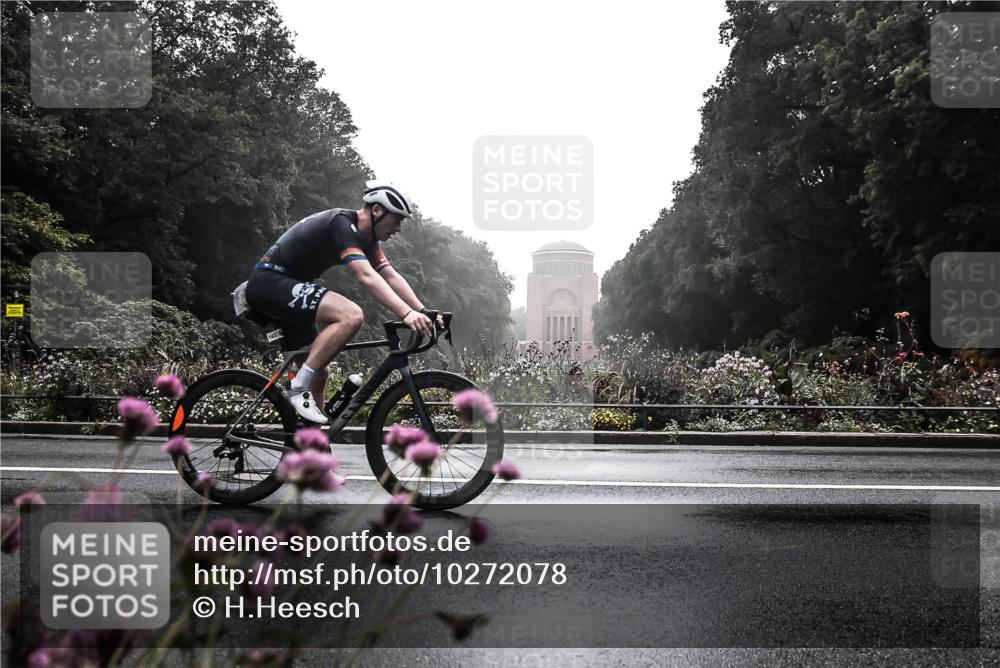 13.09.2026 - Stadtparktriathlon H.Heesch http://msf.ph/oto/10272078 13.09.2026 09:07:35 Radfahren 81, 143 meine-sportfotos.de