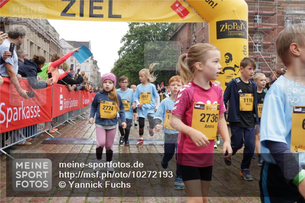 13.09.2026 - Kiel Lauf Yannick Fuchs http://msf.ph/oto/10272193 13.09.2026 08:34:53 Ziel 530, 729, 1010, 1104, 1105, 1918, 2641, 2643, 4989, 5042, 5416, 5579, 5922, 6335, 6503, 6505, 6595, 7348, 7382, 8339, 8358, 8499, 8509, 8528, 8971, 9179, 9686, 9881, 10857, 11110, 11150, 11158, 11183, 12033, 12141, 12352, 12489, 12538, 126, 138, 720, 831, 1623, 1624, 2108, 2276, 2612, 2622, 2641, 2740, 3023, 3058, 3118, 3277, 3380, 3953, 4016, 4417, 4584, 5022, 5099, 5625, 5897, 6111, 6369, 7042, 7408, 7957, 8226, 8333, 8423, 8836, 8930, 8983, 9047, 12100, 9211 meine-sportfotos.de