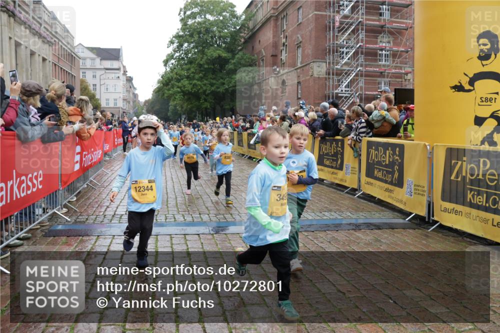 13.09.2026 - Kiel Lauf Yannick Fuchs http://msf.ph/oto/10272801 13.09.2026 08:35:34 Ziel 165, 865, 1152, 1216, 1308, 1691, 2018, 2207, 2619, 2652, 3144, 3160, 3556, 4030, 4319, 4381, 4924, 5090, 5245, 5343, 5853, 6833, 7628, 8009, 8301, 8340, 8539, 8556, 8815, 8823, 8988, 9009, 9228, 9950, 10294, 10727, 10858, 10958, 11247, 11307, 11375, 11844, 11918, 12505, 192, 230, 242, 434, 717, 756, 782, 809, 1116, 1148, 1269, 1764, 2005, 2071, 2207, 2495, 2582, 2715, 2736, 2774, 2917, 2987, 4418, 4695, 4696, 4990, 5066, 5076, 5091, 5581, 5583 meine-sportfotos.de