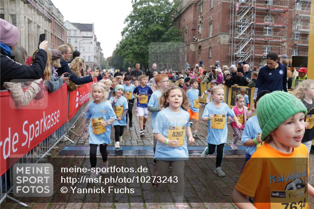 13.09.2026 - Kiel Lauf Yannick Fuchs http://msf.ph/oto/10273243 13.09.2026 08:36:01 Ziel 119, 741, 832, 1690, 1850, 2618, 2882, 2911, 3053, 3100, 3762, 5146, 5181, 5566, 5905, 5990, 6446, 6508, 6589, 6741, 7383, 7573, 7781, 9023, 9026, 9234, 10043, 10351, 10576, 10642, 10922, 11203, 11639, 12203, 12205, 12227, 12354, 165, 304, 705, 741, 865, 1152, 1216, 1240, 1308, 1516, 1850, 2018, 2619, 2684, 3144, 3160, 3236, 3556, 4030, 4319, 4381, 4924, 5090, 5245, 5343, 5853, 6833, 7628, 8009, 8301, 8340, 8539, 8815, 8988, 464, 569, 740, 858, 865, 3160 meine-sportfotos.de