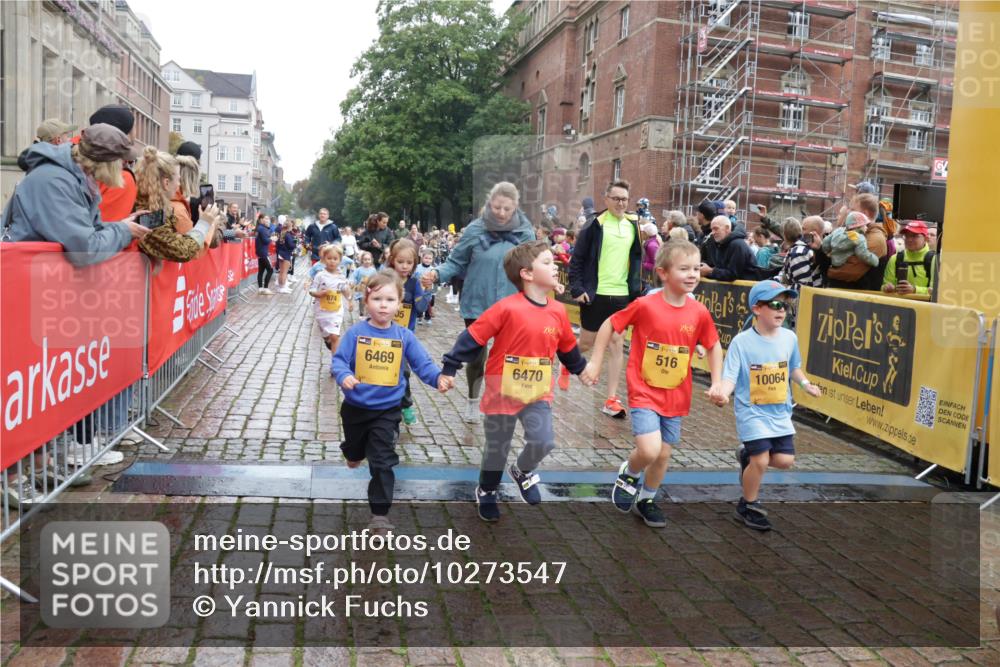 13.09.2026 - Kiel Lauf Yannick Fuchs http://msf.ph/oto/10273547 13.09.2026 08:36:16 Ziel 71, 308, 440, 464, 465, 569, 690, 740, 832, 858, 923, 1551, 1552, 1648, 2310, 2328, 2621, 3053, 3149, 3434, 3656, 3689, 3746, 4002, 4007, 4473, 4474, 5308, 5481, 5486, 5499, 5842, 6022, 6101, 6143, 6171, 6491, 6838, 7128, 7147, 7225, 7228, 7523, 7629, 7634, 7679, 7842, 7908, 8228, 8267, 8638, 8961, 9252, 9625, 9794, 10111, 10140, 10147, 10712, 11355, 11577, 12239, 12336, 12447, 12558, 12645, 119, 304, 741, 832, 1240, 1516, 1690, 1850, 2618, 2882, 2911, 3053, 3236 meine-sportfotos.de