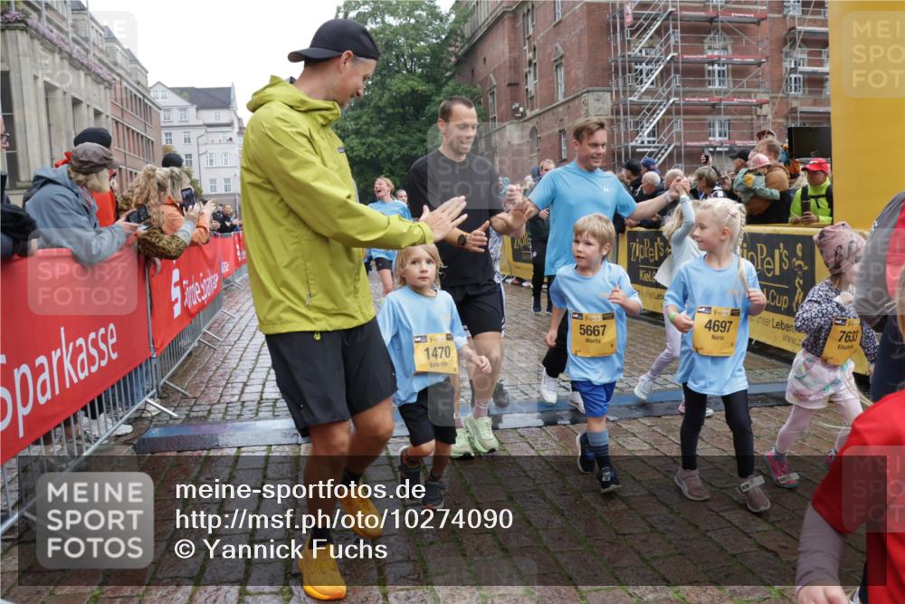 13.09.2026 - Kiel Lauf Yannick Fuchs http://msf.ph/oto/10274090 13.09.2026 08:36:37 Ziel 516, 874, 1407, 1727, 2464, 3088, 3246, 3651, 3868, 6308, 6452, 6469, 6470, 6474, 6475, 6983, 7059, 7811, 8804, 8995, 9251, 9505, 10064, 10753, 10891, 11853, 71, 308, 440, 464, 465, 569, 690, 740, 832, 858, 923, 1551, 1552, 1648, 1829, 1875, 2310, 2328, 2621, 3053, 3149, 3434, 3532, 3656, 3689, 4002, 4007, 4473, 4474, 4495, 4500, 5481, 5486, 5499, 5658, 5842, 6022, 6101, 6143, 6491, 7128, 7136, 1031, 1690, 2618, 3762, 5990, 6446 meine-sportfotos.de