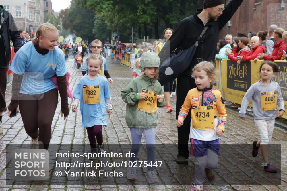 13.09.2026 - Kiel Lauf Yannick Fuchs http://msf.ph/oto/10275447 13.09.2026 08:37:57 Ziel 236, 278, 1807, 2936, 4490, 5199, 5709, 5887, 7283, 7477, 7612, 9887, 10478, 11412, 11899, 52, 593, 781, 1212, 1214, 1221, 1233, 1621, 2025, 2036, 2858, 3071, 3262, 3521, 4379, 5186, 5199, 5290, 6149, 6457, 6458, 6624, 7612, 9887, 9941, 12066, 12469, 12470, 12651, 12657, 12838, 281, 4085, 4734, 8382, 8428, 9791, 9921, 11810, 12581, 751, 781, 1233, 2025, 2229, 2567, 3252, 4705, 5722, 6272, 6358, 7183, 7184, 8907, 10800, 11236, 12469 meine-sportfotos.de