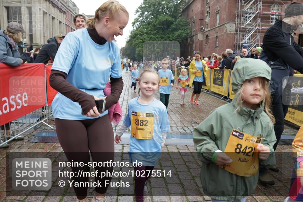 13.09.2026 - Kiel Lauf Yannick Fuchs http://msf.ph/oto/10275514 13.09.2026 08:38:00 Ziel 1807, 2936, 4490, 5709, 7477, 9791, 9921, 11412, 11899, 52, 236, 278, 593, 1212, 1214, 1221, 1621, 2036, 2858, 3071, 3262, 3521, 4379, 5186, 5199, 5290, 5887, 6149, 6457, 6458, 6624, 7283, 7612, 9887, 9941, 10478, 12066, 12470, 12651, 12657, 12838, 281, 4085, 4734, 8382, 8428, 11810, 12581, 52, 751, 781, 1233, 2025, 2567, 3252, 5722, 6272, 6358, 7183, 7184, 10800, 12066, 12469 meine-sportfotos.de
