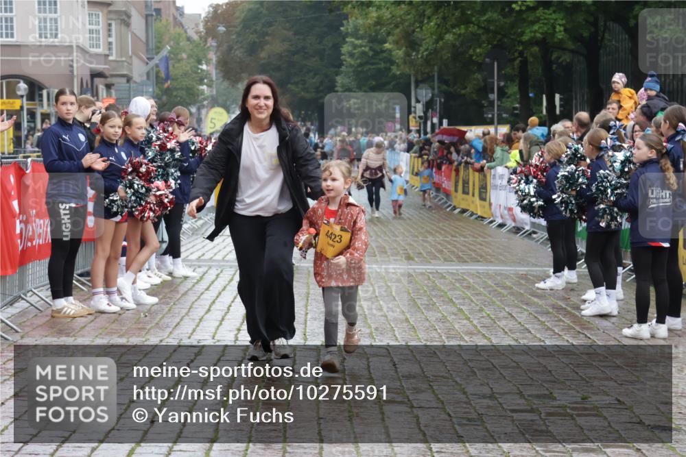 13.09.2026 - Kiel Lauf Yannick Fuchs http://msf.ph/oto/10275591 13.09.2026 08:38:07 Ziel 1807, 4085, 4734, 7477, 8382, 8428, 9791, 9921, 11412, 11810, 12581, 236, 278, 593, 1212, 1214, 1221, 1621, 2858, 2936, 3521, 4379, 4490, 5186, 5199, 5290, 5709, 5887, 6149, 6458, 7283, 7612, 9887, 9941, 10478, 11899, 12470, 281, 4423, 52, 1212, 1221, 2036, 3071, 3262, 3521, 5186, 5290, 6457, 6624, 9941, 12066, 12470, 12651, 12657, 12838 meine-sportfotos.de