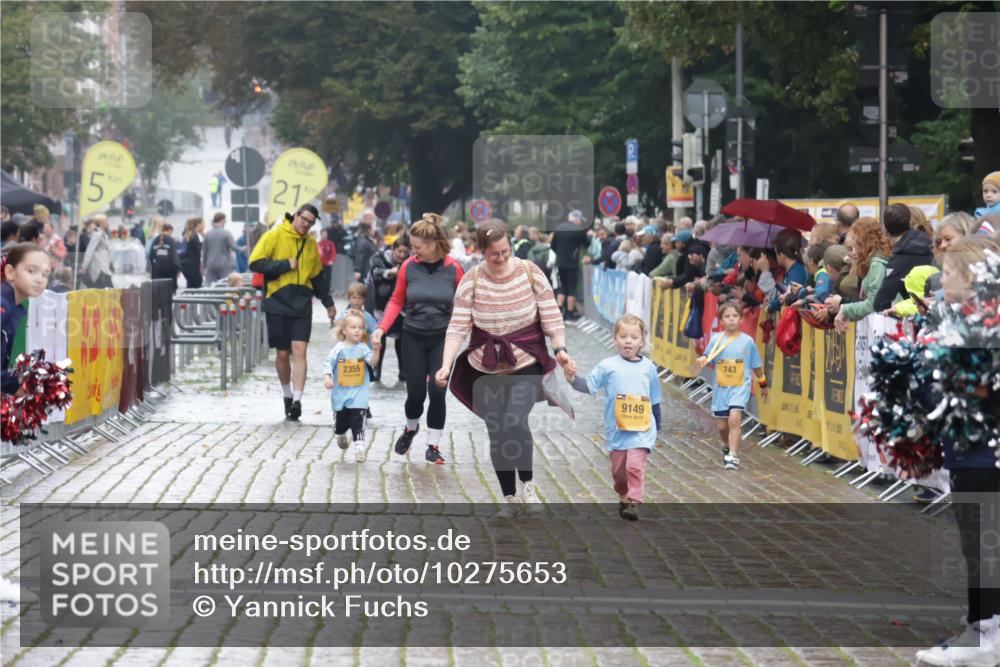 13.09.2026 - Kiel Lauf Yannick Fuchs http://msf.ph/oto/10275653 13.09.2026 08:38:16 Ziel 281, 4085, 4734, 8382, 8428, 11810, 12581, 236, 278, 593, 1214, 1621, 1807, 2936, 4490, 5199, 5709, 5887, 7283, 7477, 7612, 9791, 9887, 9921, 10478, 11412, 11899, 4423, 10005, 1212, 1214, 1221, 2858, 3521, 4379, 5186, 5290, 6149, 6458 meine-sportfotos.de