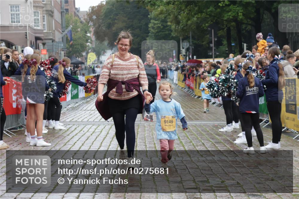 13.09.2026 - Kiel Lauf Yannick Fuchs http://msf.ph/oto/10275681 13.09.2026 08:38:25 Ziel 4423, 281, 1807, 2936, 4085, 4490, 4734, 5709, 7477, 8382, 8428, 9791, 9921, 11412, 11810, 11899, 12581, 9149, 10005, 236, 278, 593, 1621, 4490, 5199, 5709, 5887, 7283, 7612, 9887, 10478, 11899 meine-sportfotos.de