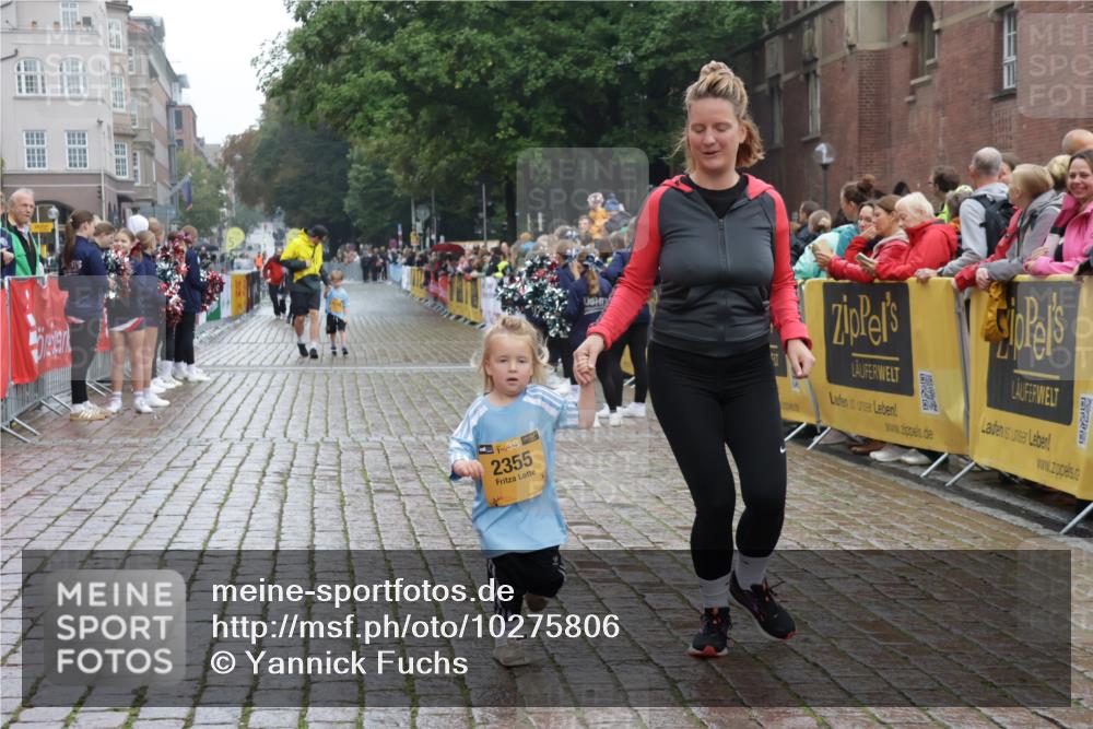 13.09.2026 - Kiel Lauf Yannick Fuchs http://msf.ph/oto/10275806 13.09.2026 08:38:35 Ziel 10005, 281, 4085, 4423, 4734, 7477, 8382, 8428, 9791, 9921, 11412, 11810, 12581, 2355, 9149, 1807, 2936, 4490, 7477, 11412 meine-sportfotos.de