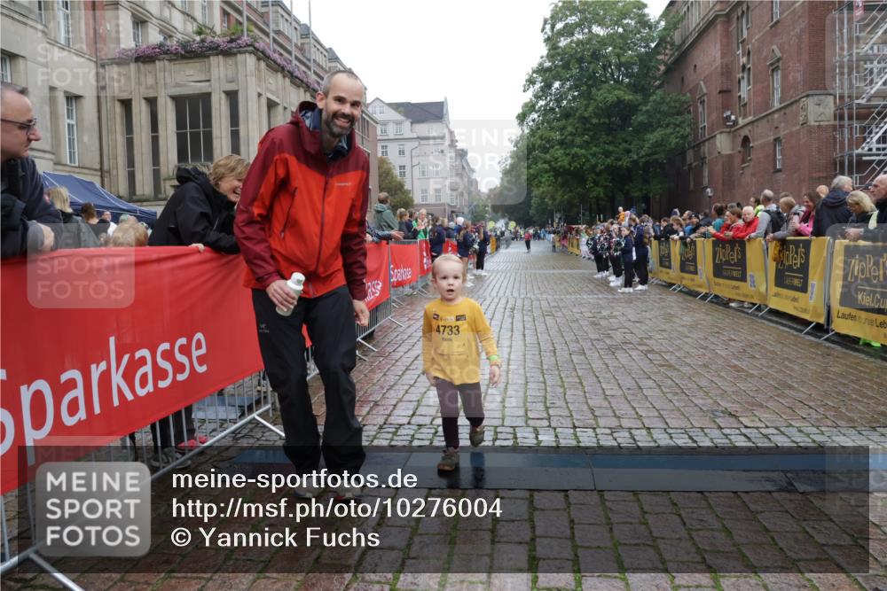 13.09.2026 - Kiel Lauf Yannick Fuchs http://msf.ph/oto/10276004 13.09.2026 08:39:12 Ziel 5216, 5267, 2355, 9149, 4733, 10005 meine-sportfotos.de