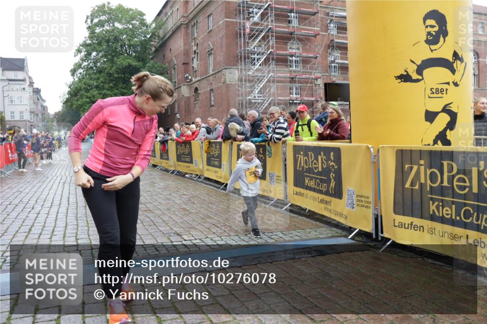 13.09.2026 - Kiel Lauf Yannick Fuchs http://msf.ph/oto/10276078 13.09.2026 08:39:43 Ziel 4733, 5267, 3902, 5216 meine-sportfotos.de