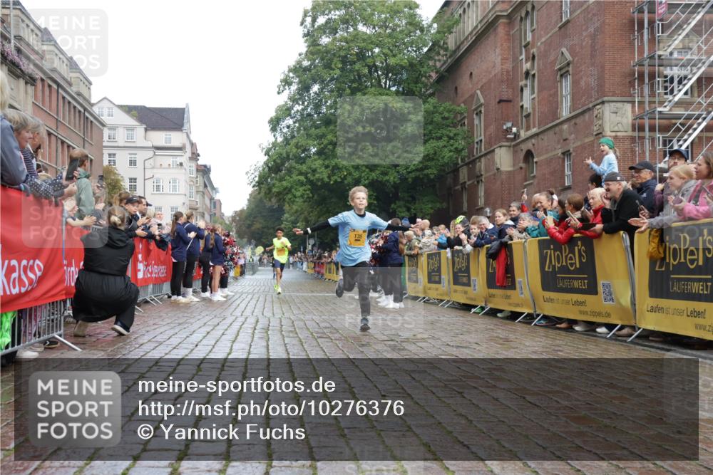 13.09.2026 - Kiel Lauf Yannick Fuchs http://msf.ph/oto/10276376 13.09.2026 08:49:19 Ziel 135 meine-sportfotos.de