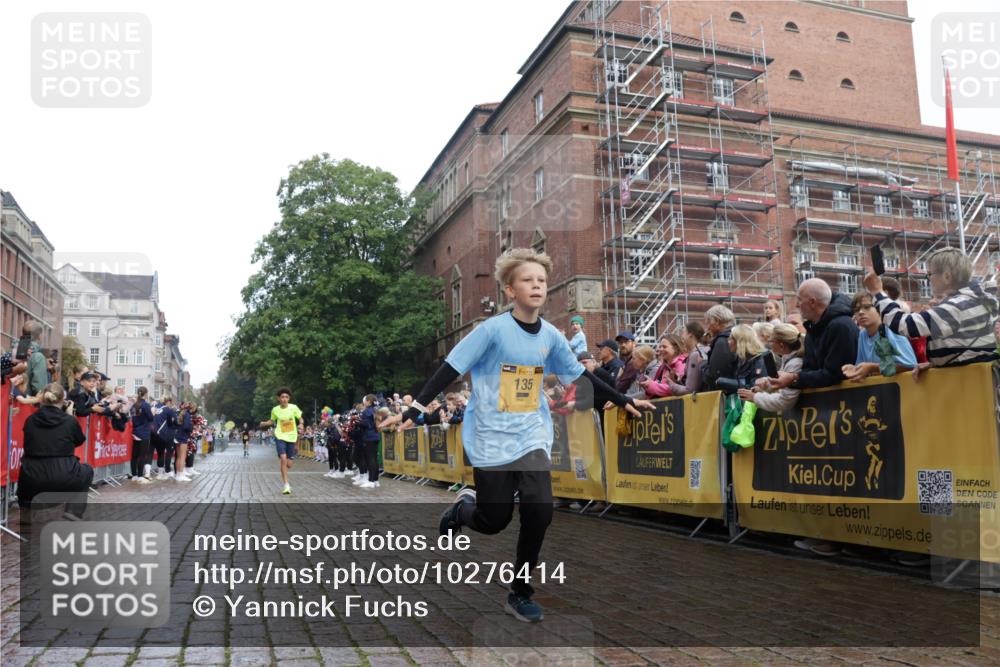 13.09.2026 - Kiel Lauf Yannick Fuchs http://msf.ph/oto/10276414 13.09.2026 08:49:21 Ziel 135, 6891 meine-sportfotos.de