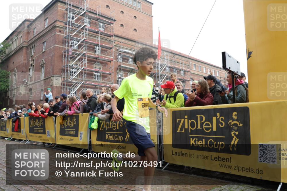 13.09.2026 - Kiel Lauf Yannick Fuchs http://msf.ph/oto/10276491 13.09.2026 08:49:24 Ziel 135, 6891 meine-sportfotos.de