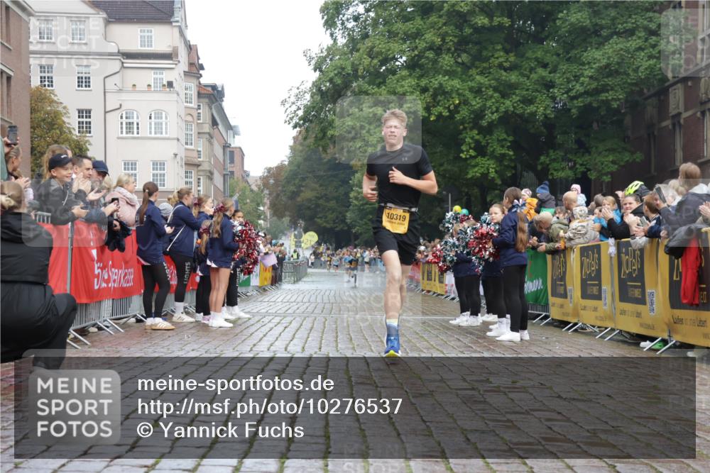 13.09.2026 - Kiel Lauf Yannick Fuchs http://msf.ph/oto/10276537 13.09.2026 08:49:31 Ziel 135, 6891, 10319 meine-sportfotos.de