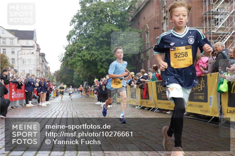 13.09.2026 - Kiel Lauf Yannick Fuchs http://msf.ph/oto/10276661 13.09.2026 08:49:45 Ziel 135, 6891, 10319, 5168, 5258 meine-sportfotos.de
