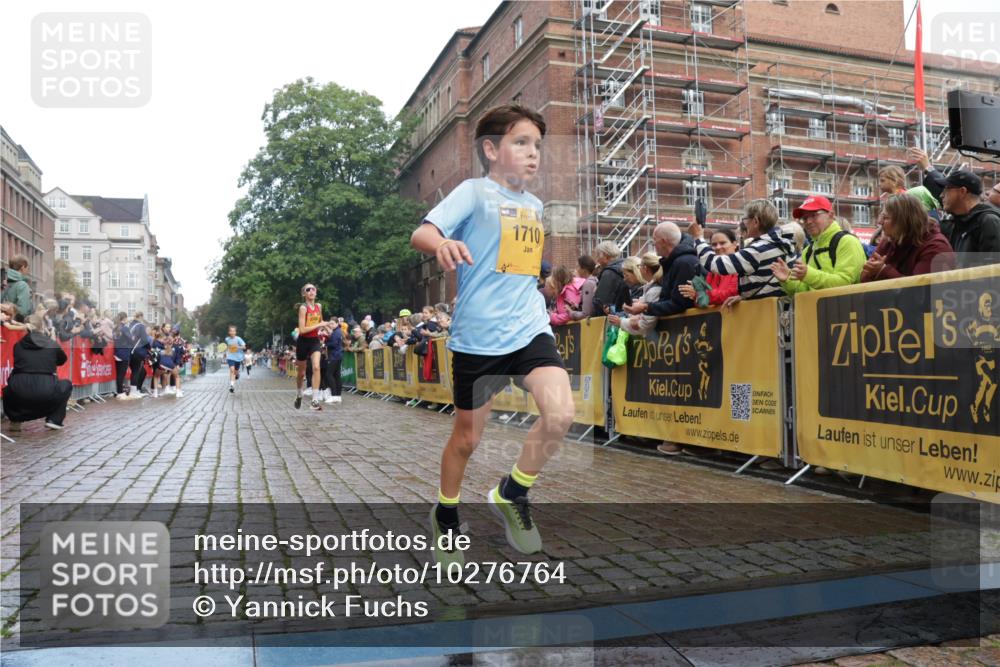 13.09.2026 - Kiel Lauf Yannick Fuchs http://msf.ph/oto/10276764 13.09.2026 08:49:52 Ziel 10319, 135, 6891, 1710, 2909, 5168, 5258, 8786, 11542 meine-sportfotos.de