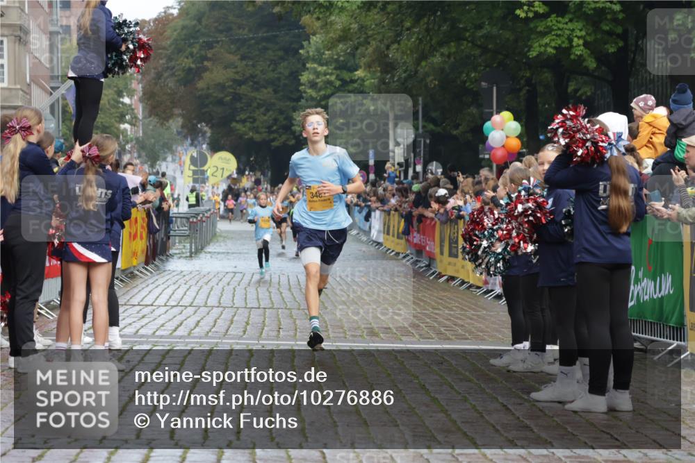 13.09.2026 - Kiel Lauf Yannick Fuchs http://msf.ph/oto/10276886 13.09.2026 08:50:02 Ziel 2909, 5168, 5258, 135, 6891, 10319, 1710, 3167, 3487, 8786, 11542 meine-sportfotos.de